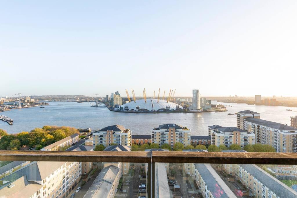 London Skylineviews 2 Bed 2 Bath Flat Near Canary Wharf, O2 & Excel Esterno foto