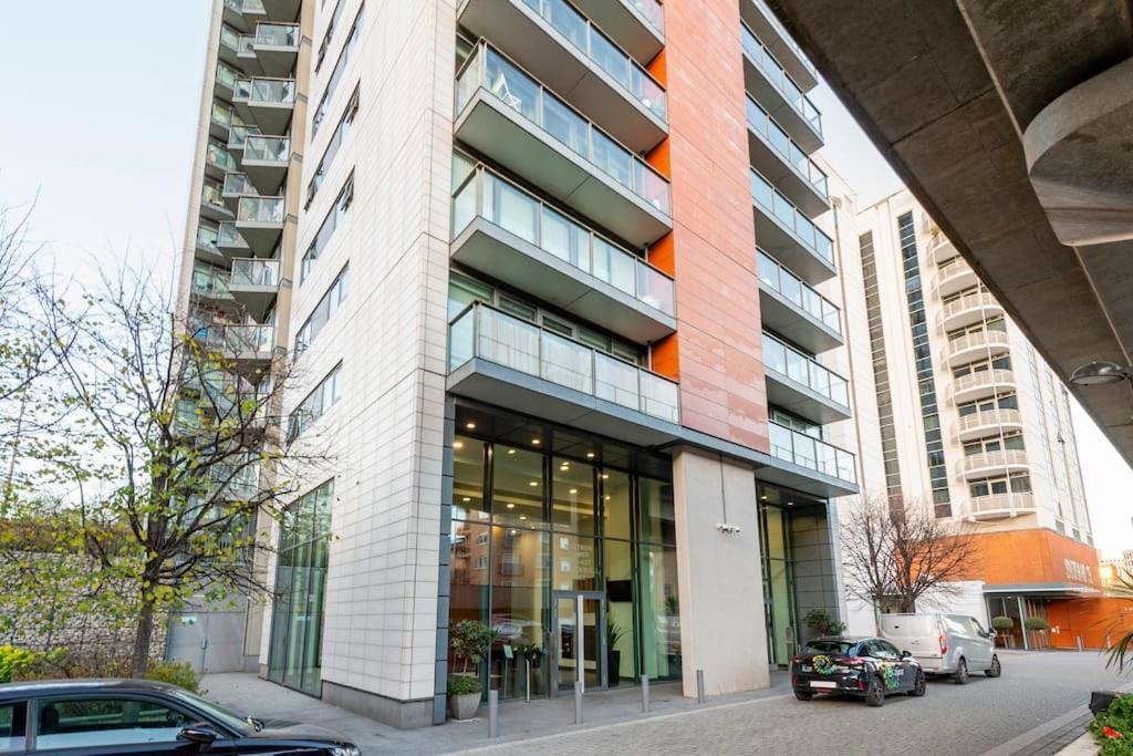 London Skylineviews 2 Bed 2 Bath Flat Near Canary Wharf, O2 & Excel Esterno foto