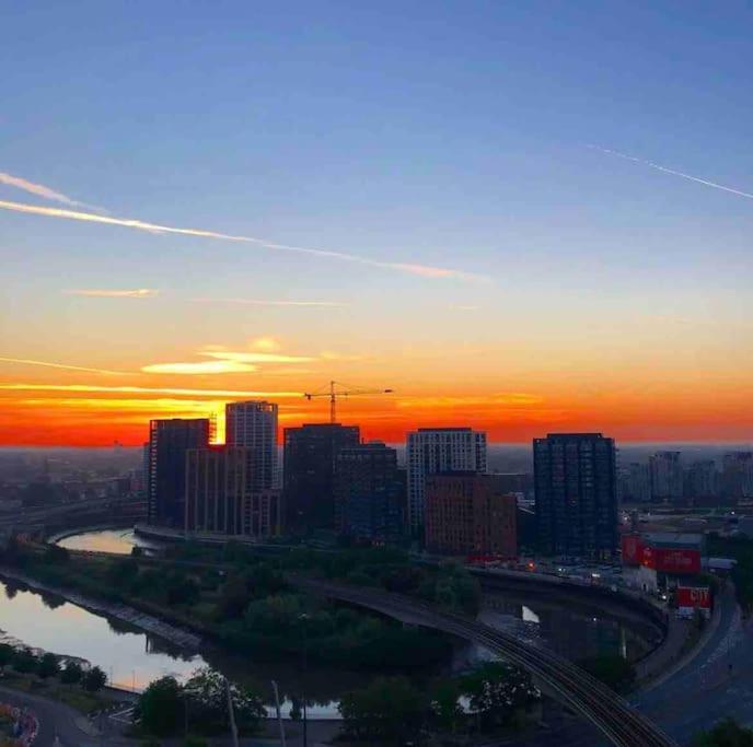 London Skylineviews 2 Bed 2 Bath Flat Near Canary Wharf, O2 & Excel Esterno foto