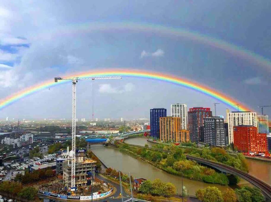 London Skylineviews 2 Bed 2 Bath Flat Near Canary Wharf, O2 & Excel Esterno foto