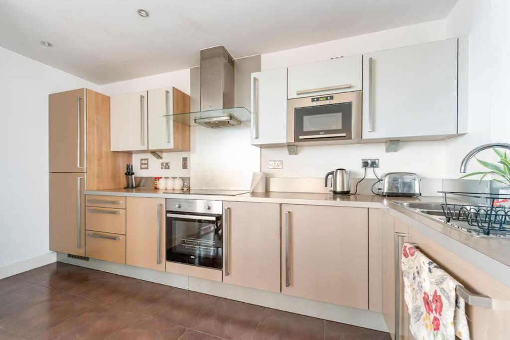 London Skylineviews 2 Bed 2 Bath Flat Near Canary Wharf, O2 & Excel Esterno foto